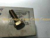 19M7407 Болт 19M7407