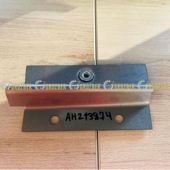 AH213874 Кронштейн AH213874