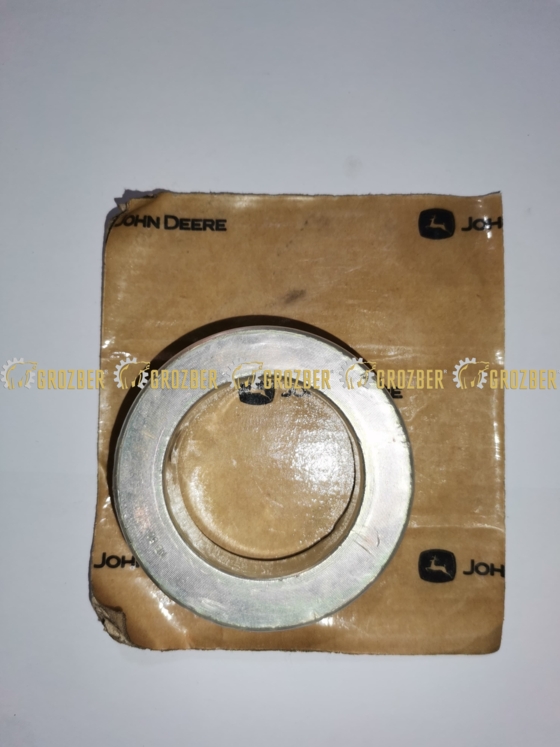 AZ35559 Втулка фіксатор JOHN DEERE sku AZ35559