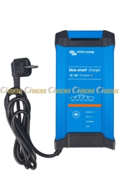 Blue Smart IP22 Charger 12/30 (3) BPC123048012