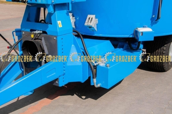 Photo 1 - FX HYBRID Кормозмішувач з вертикальним шнеком RINO EUROMILK sku FXHYBRID