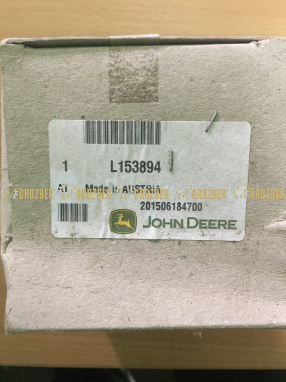 наклейка права JOHN DEERE арт. L153894