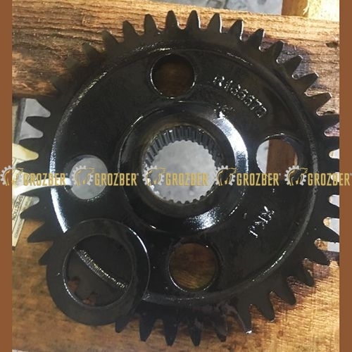 R165578 передача, шестерня JOHN DEERE арт. R165578