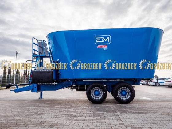 Photo 5 - F3X 4400 HD+ Кормозмішувач з вертикальним шнеком RINO EUROMILK sku F3X4400HD+